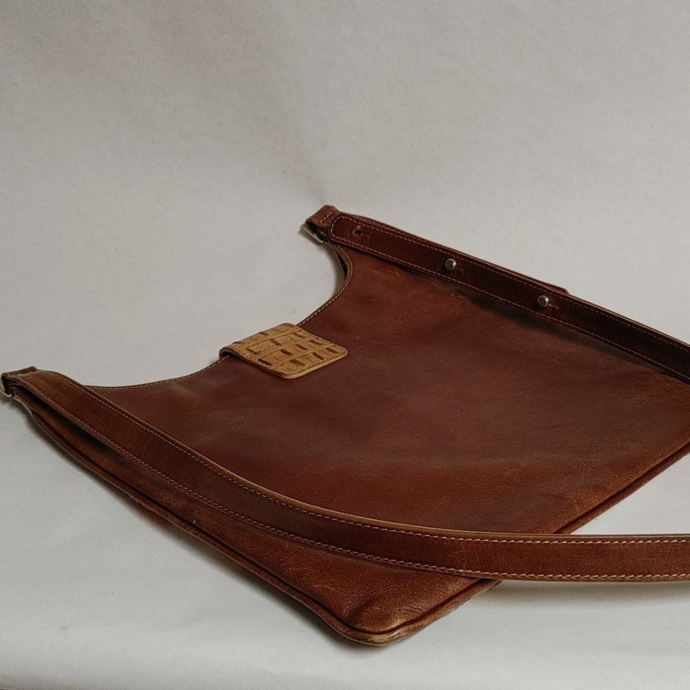 Vintage TOUS Flat Cross Shoulder Cobra & Crocodile Embossed Bag - Picture 11 of 15